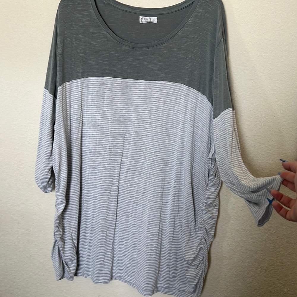 Maurice’s shirt